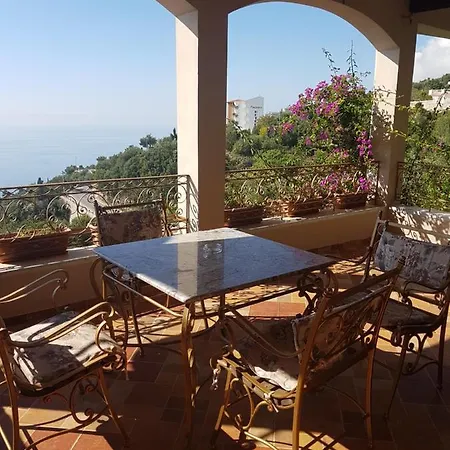 Villa Cozy With Amazing Sea View Palasë
