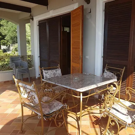 Villa Cozy With Amazing Sea View